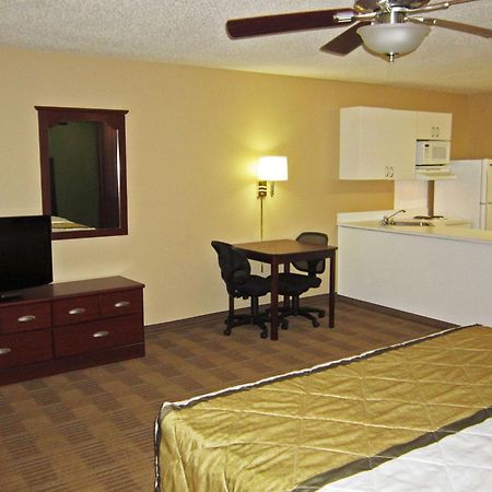 Extended Stay America Select Suites - Hartford - Манчестер Экстерьер фото