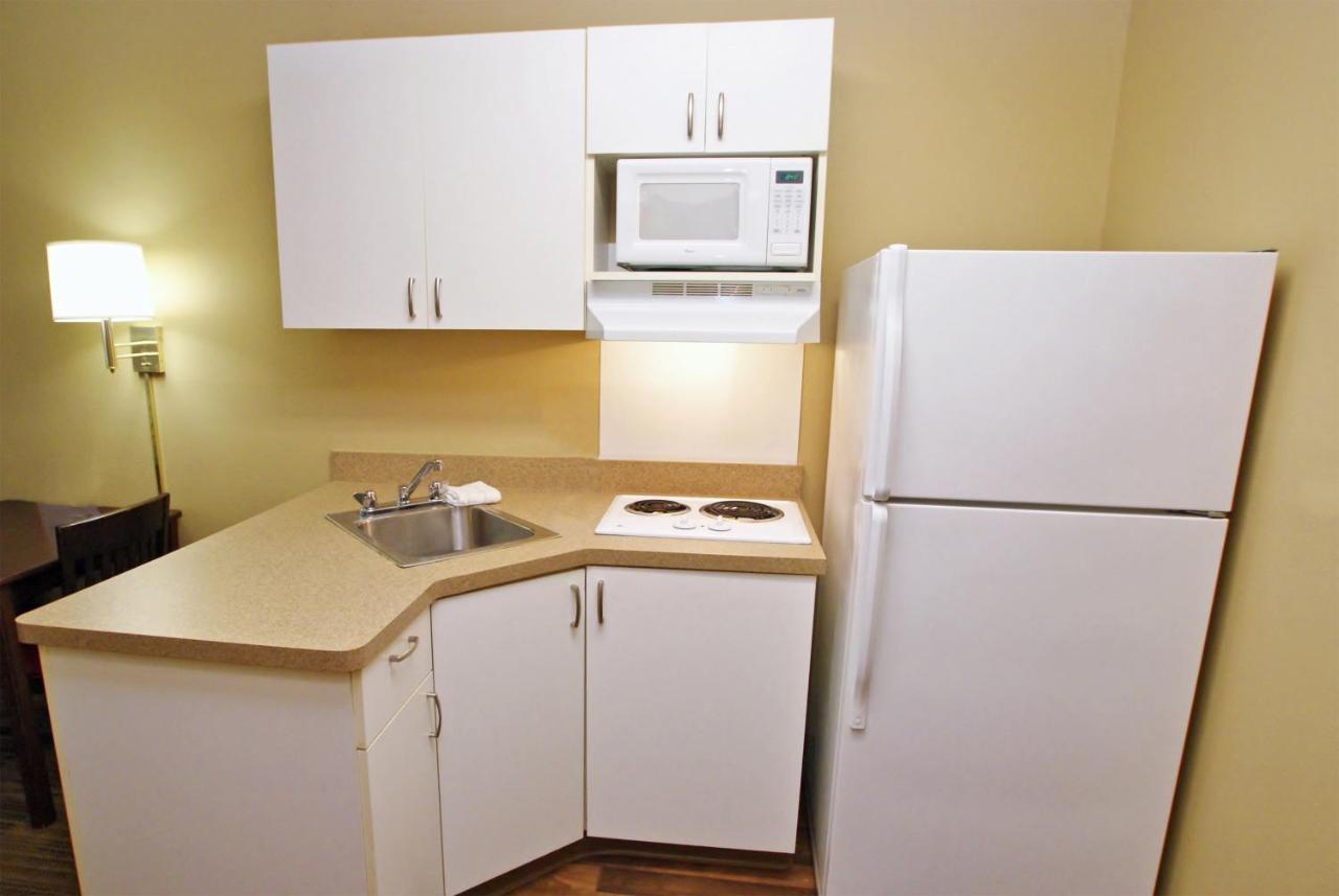 Extended Stay America Select Suites - Hartford - Манчестер Экстерьер фото